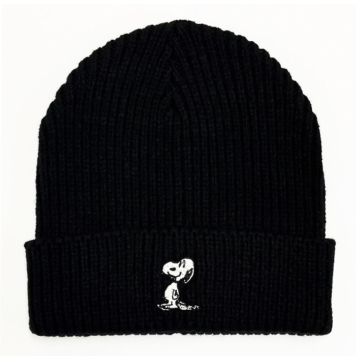 Adult Unisex Exclusive Snoopy Smiling Beanie
